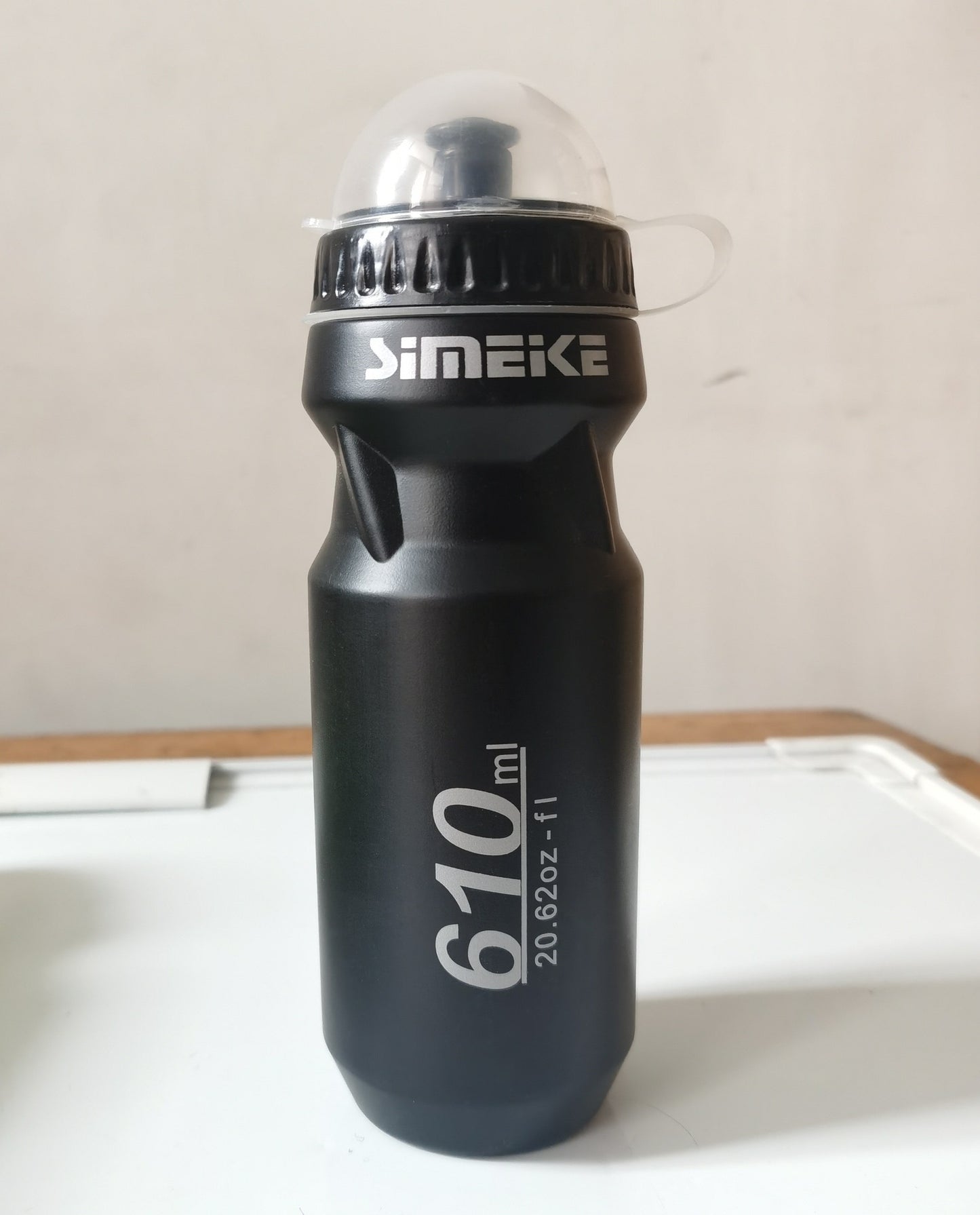 Bicycle Water Bottle 610ml - Lightweight Cycling Bottle