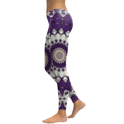 Leggings de entrenamiento de yoga con diseño de flor de mandala morada 